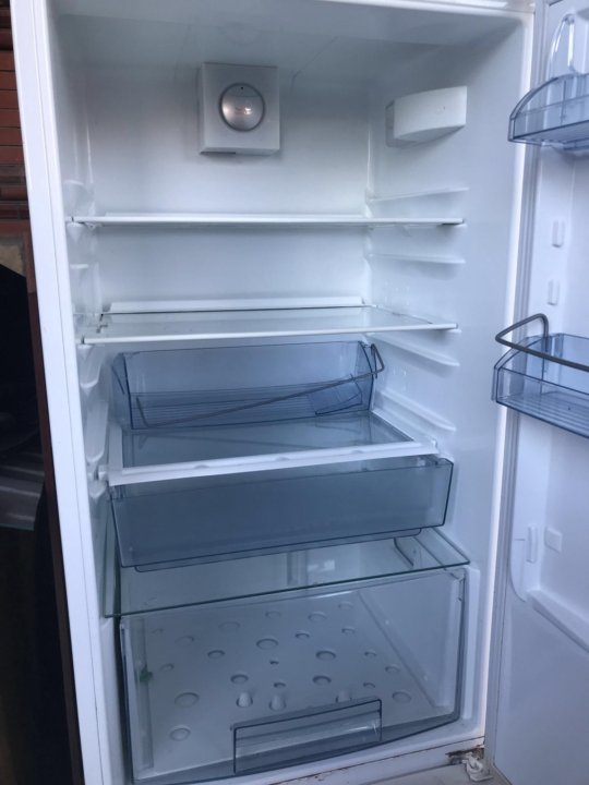 Холодильник с заморозкой. Холодильник сухой заморозки. Холодильник с сухой заморозкой. Холодильник двухстворчатый с сухой заморозкой. Холодильник с сухой заморозкой sillin.
