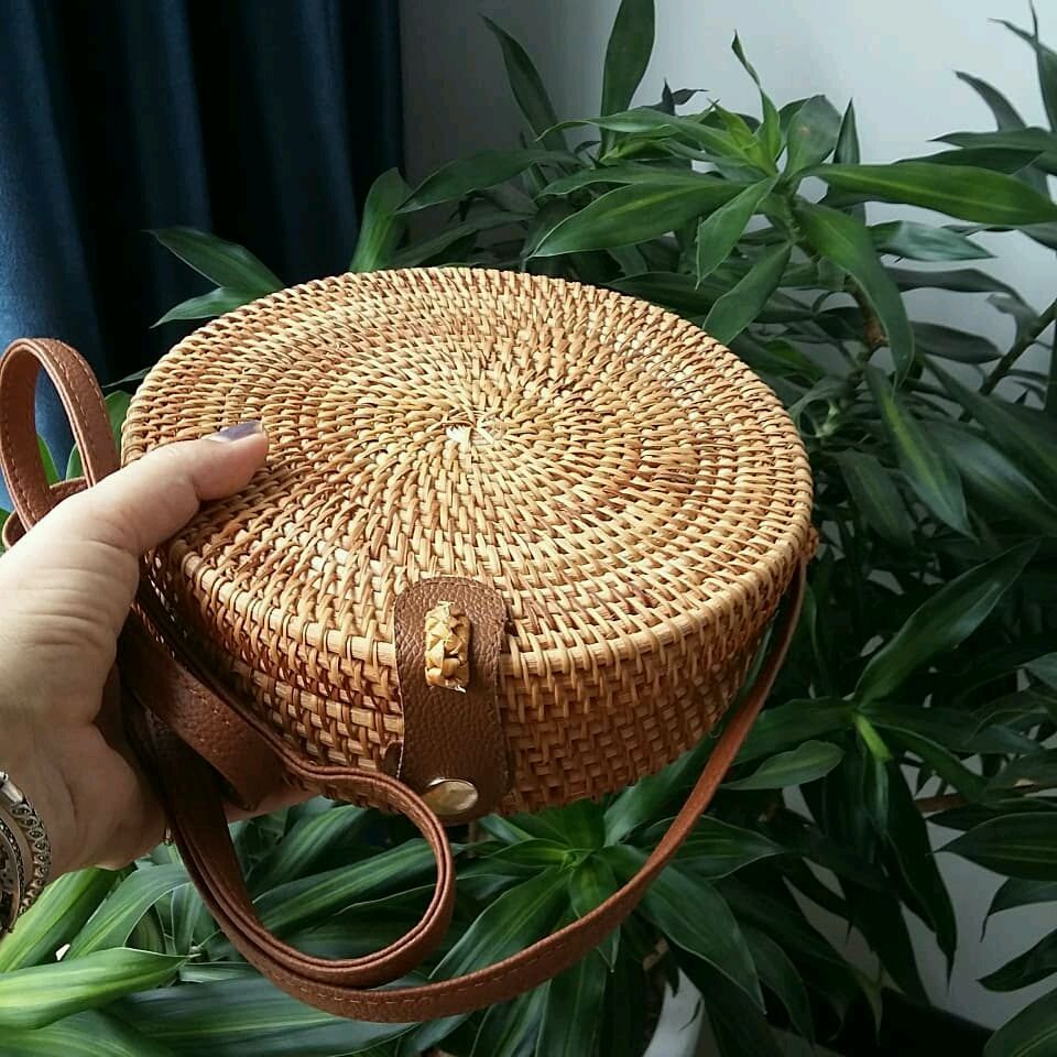 Плетеная круглая сумка Вайкики
