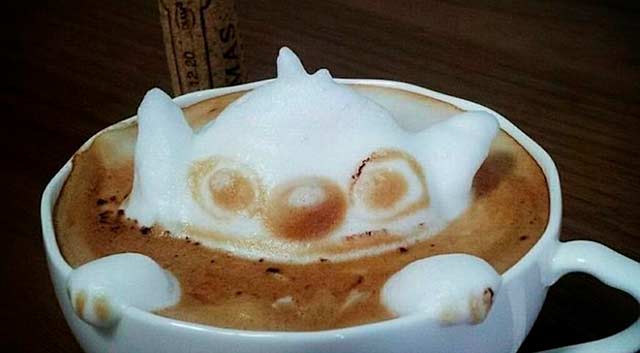 фигурка из белка